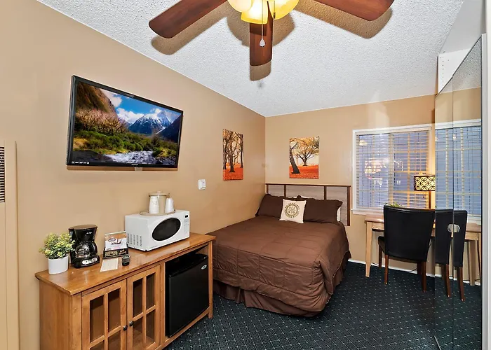 Robinhood Resort