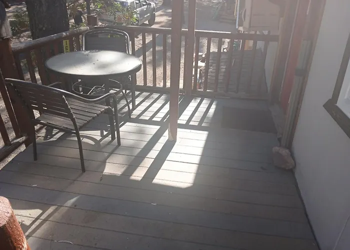 Big Bear Lake - Tulip Lane Cabin #22
