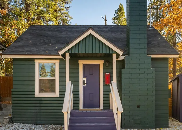 Arkouda Cabins