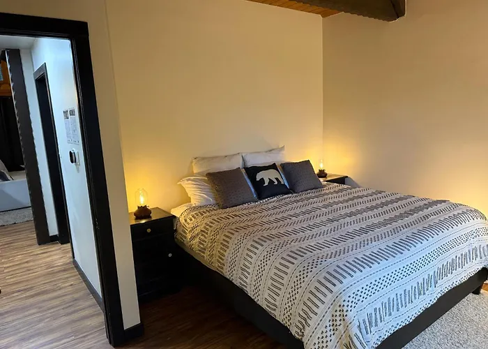The Hideaway Big Bear | A Historic Log Cabin